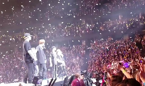 grup wa army dan bts internasional